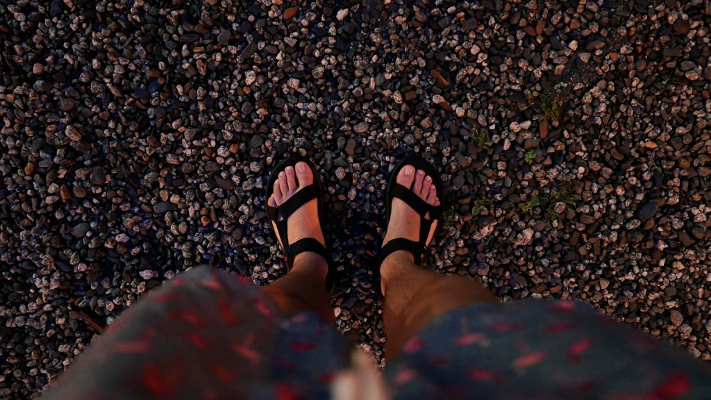 Sandales pour homme : intéressantes pour le streetwear ?